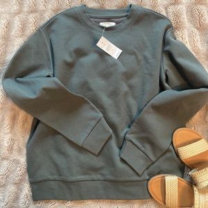 NWT Lou and Gray Sweatshirt